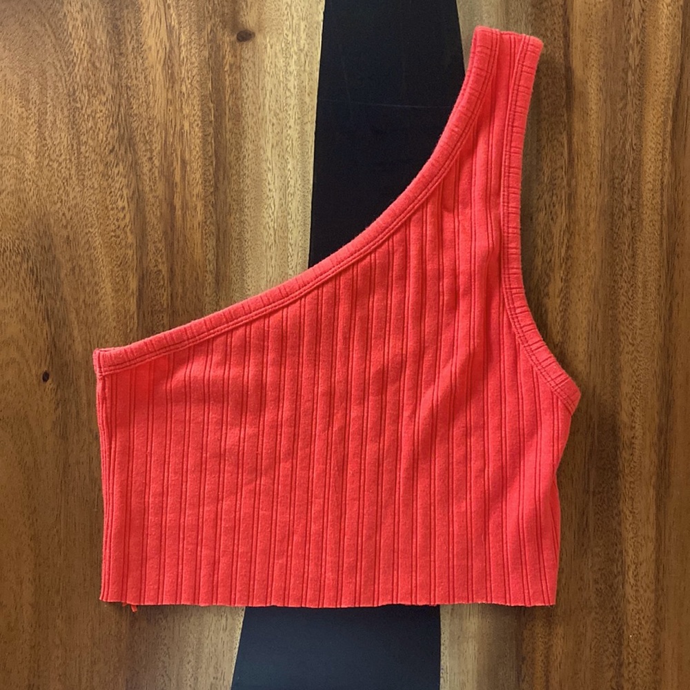 american eagle side strap crop top